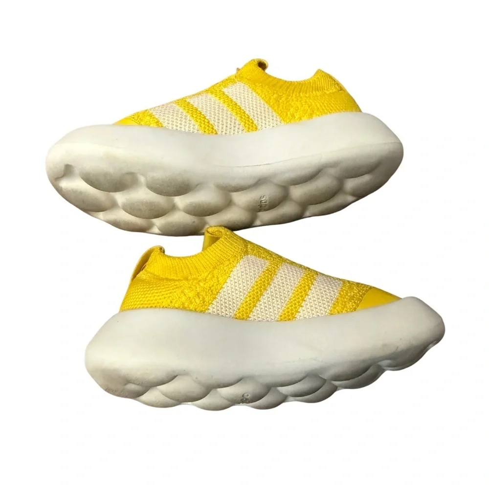 Adidas Bubblecomfy Kids Bright Yellow SneakersSize 8